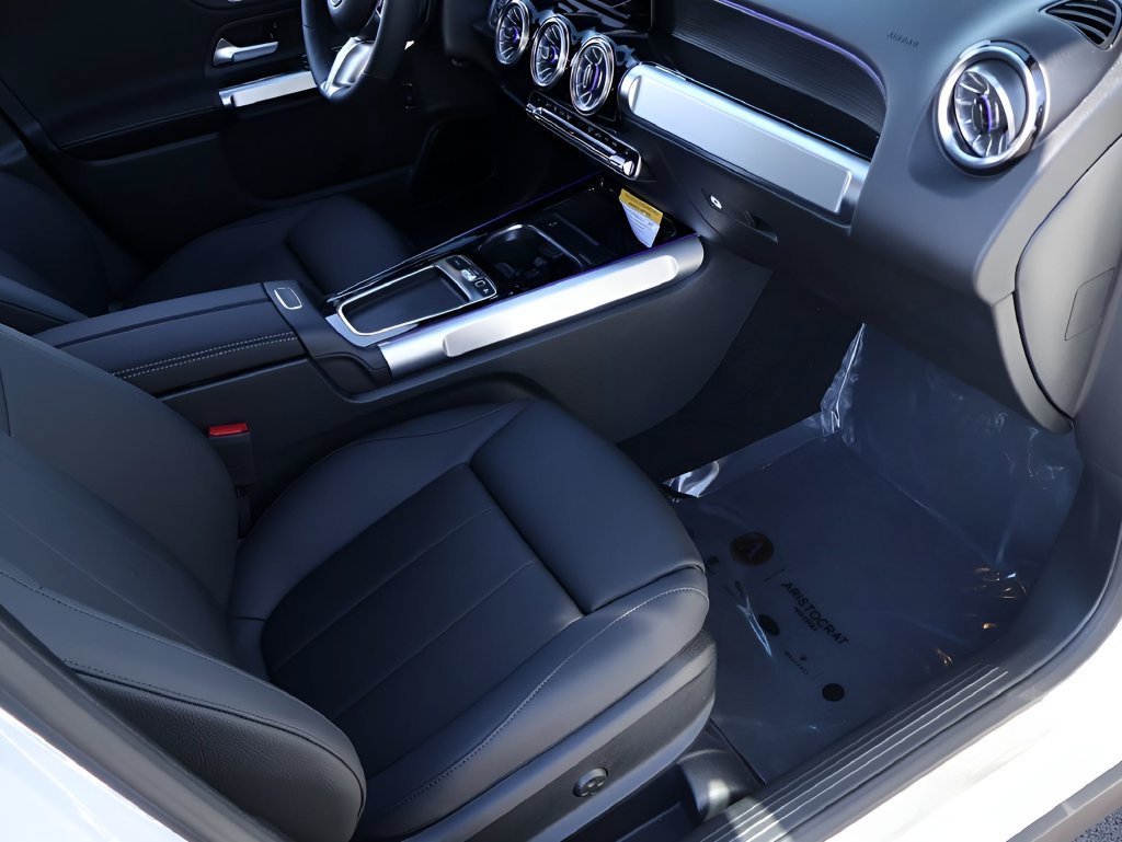 New 2026 Mercedes-Benz GLB 250 4MATIC image 20