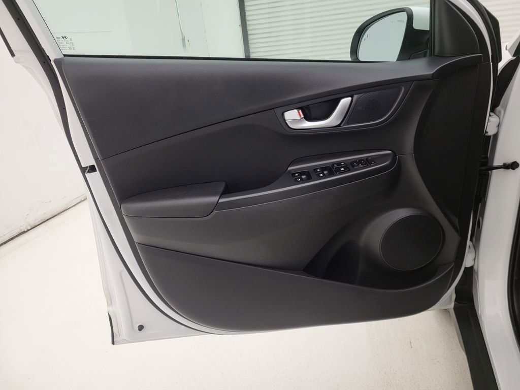 Used 2023 Hyundai Kona SEL w/ Convenience Package image 24