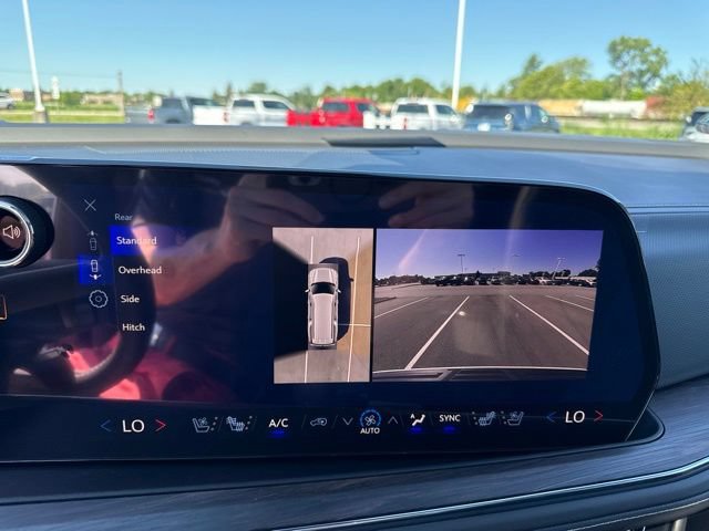 New 2026 Chevrolet Suburban Premier w/ Sun And Tow Package AWD/4WD image 28