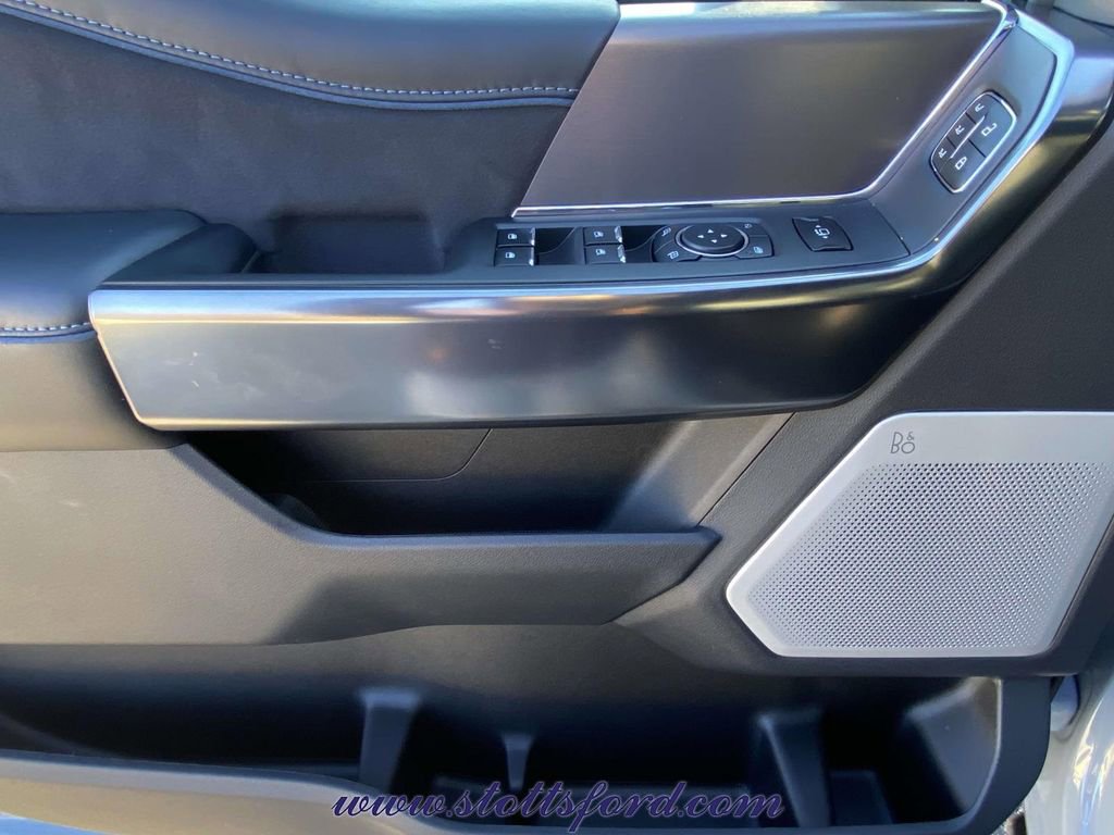 New 2026 Ford F250 Platinum w/ FX4 Off-Road Package image 16