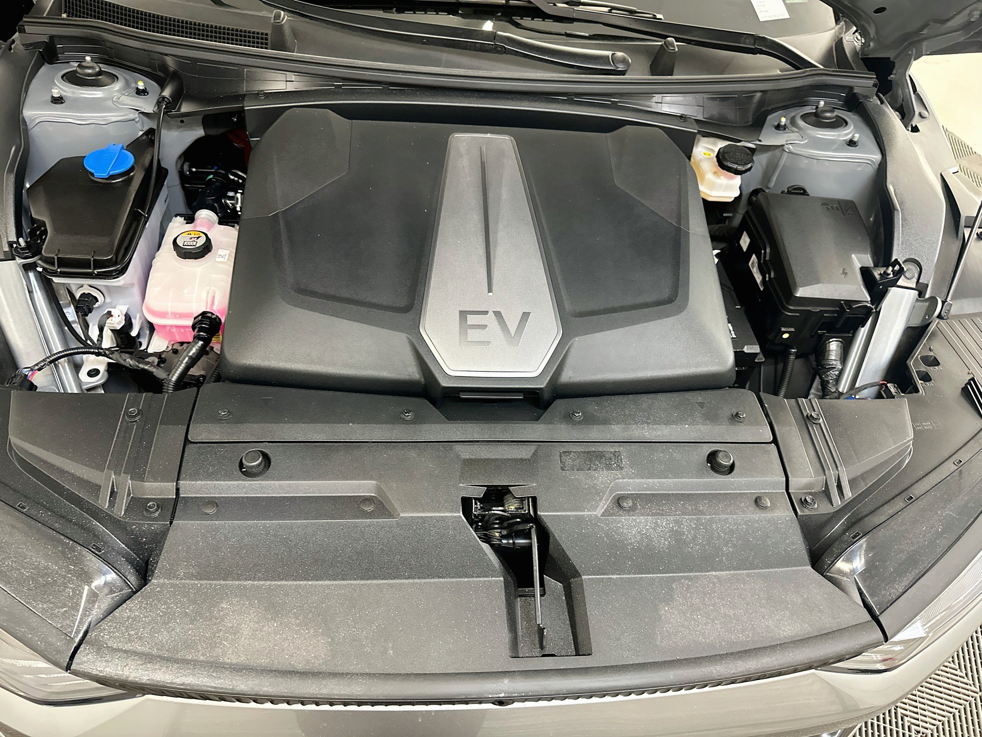 Used 2024 Kia EV6 Wind w/ Wind Technology Package AWD/4WD image 35