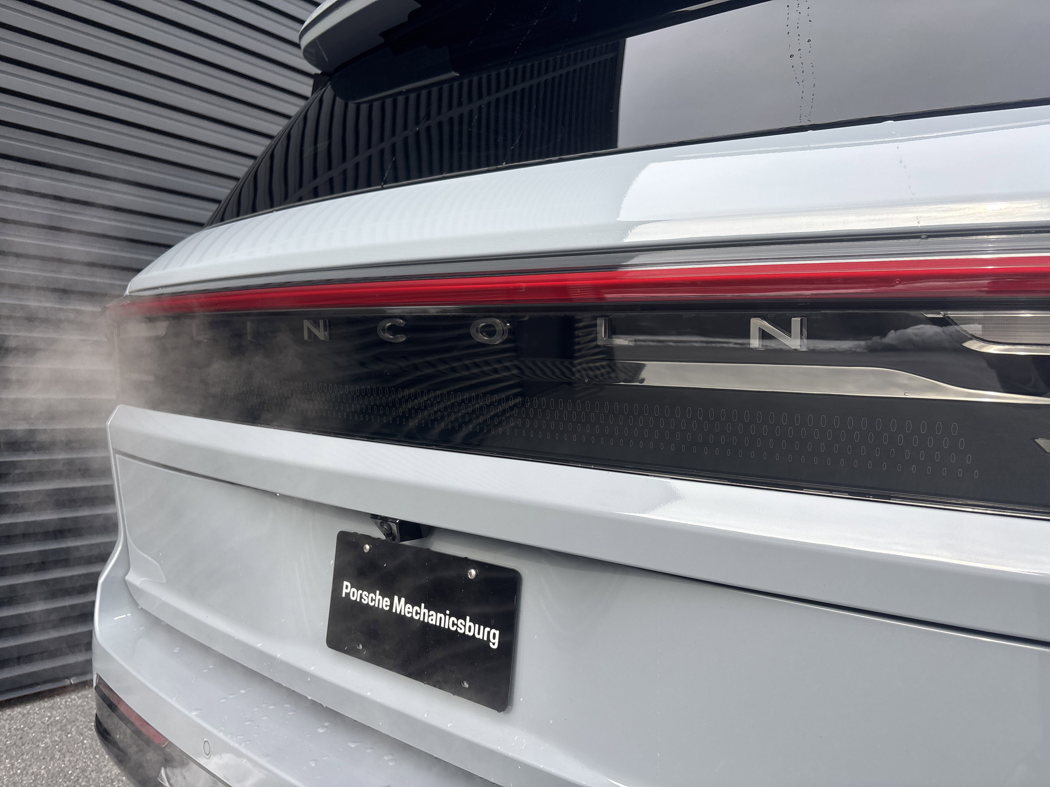 Used 2025 Lincoln Navigator L Reserve image 14