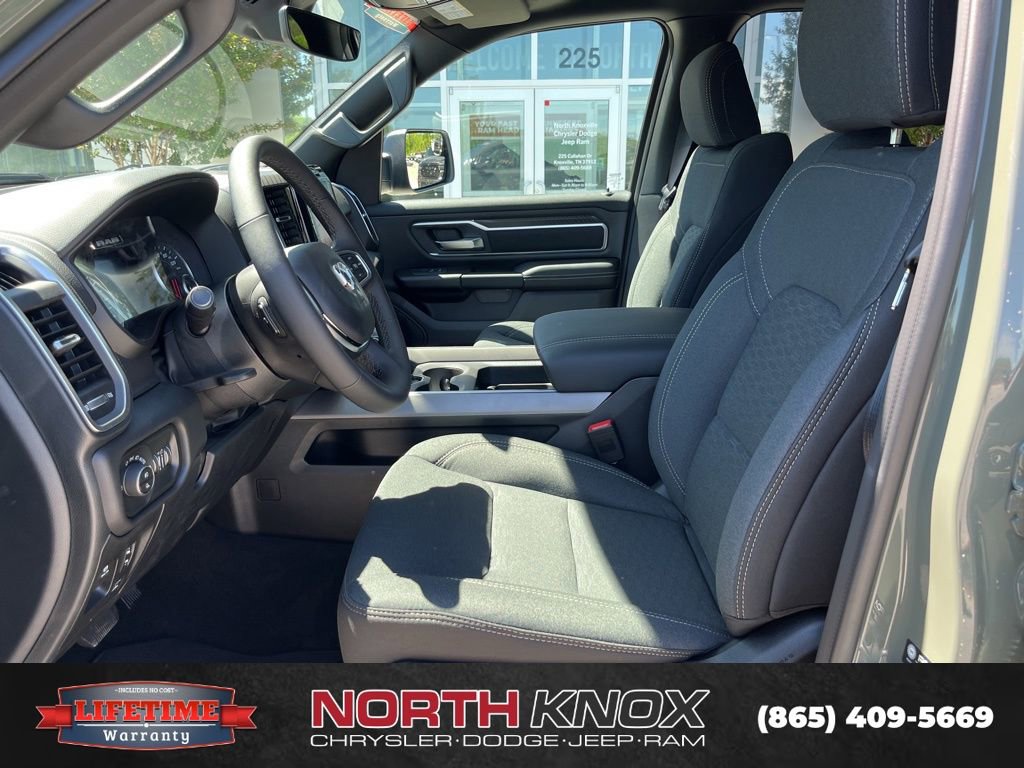 New 2026 RAM 1500 Big Horn AWD/4WD image 3