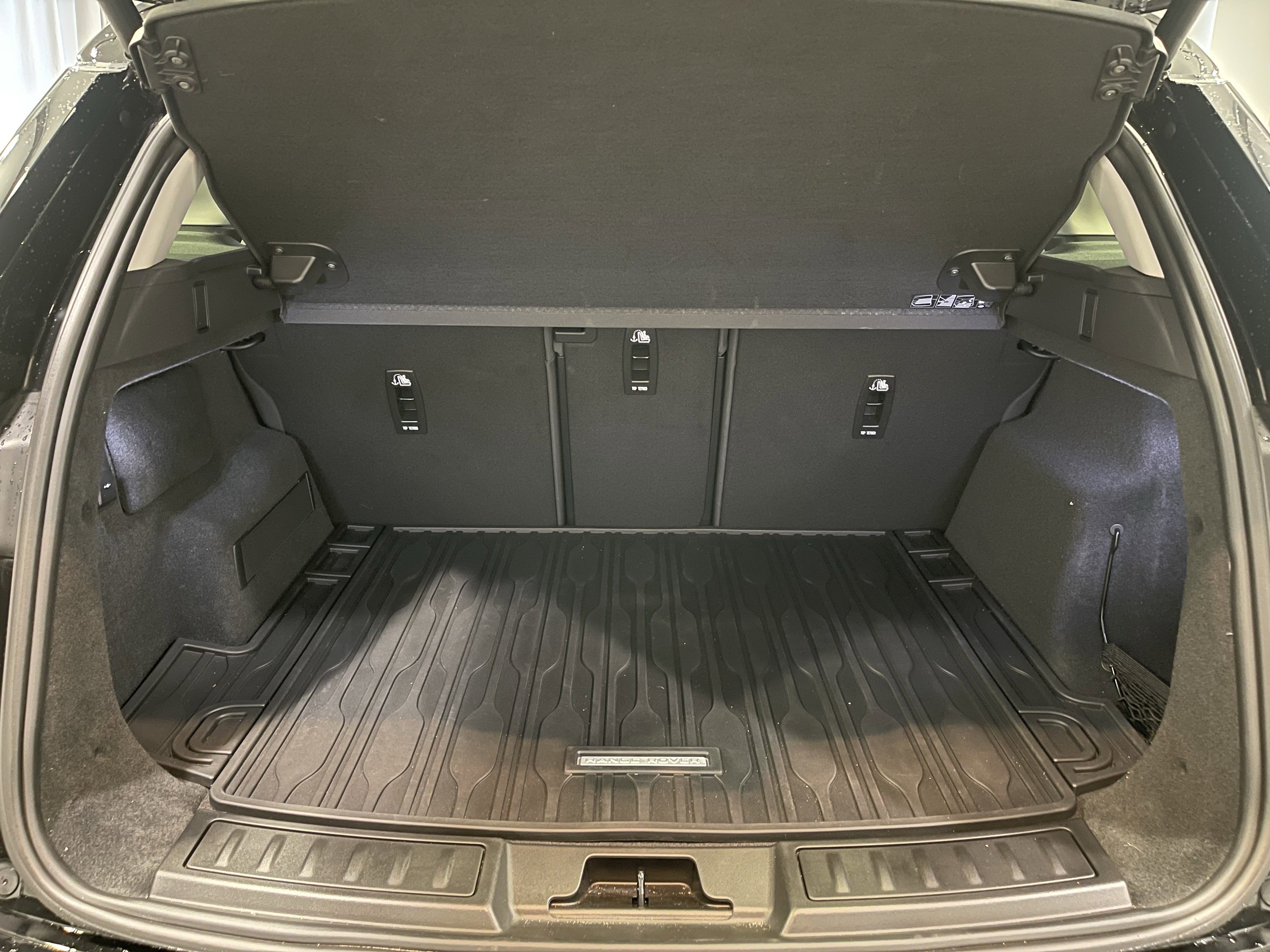 Used 2021 Land Rover Range Rover Evoque S image 28