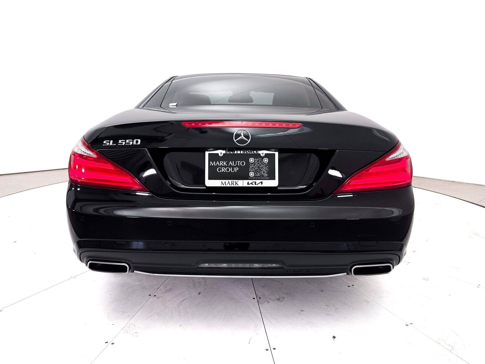 Used 2015 Mercedes-Benz SL 550 image 17