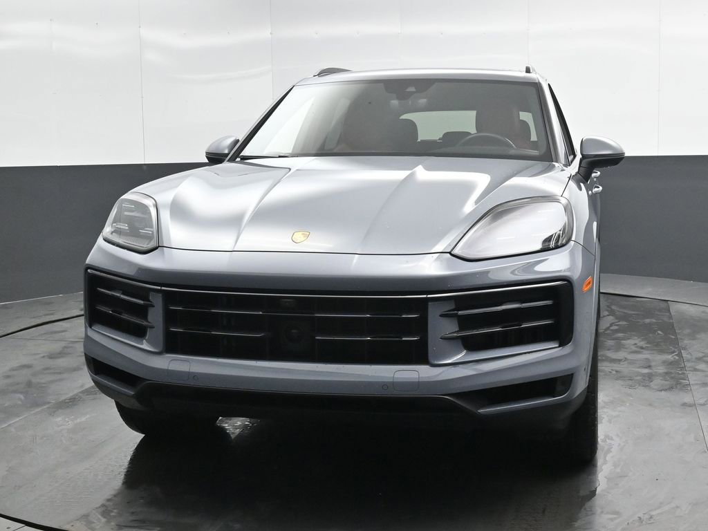 Used 2024 Porsche Cayenne image 7