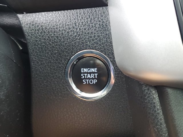 Used 2019 Toyota Highlander SE AWD/4WD image 20