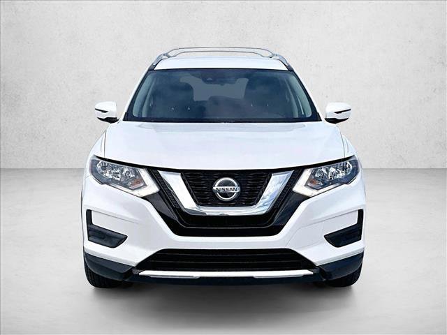 Used 2020 Nissan Rogue SV image 3