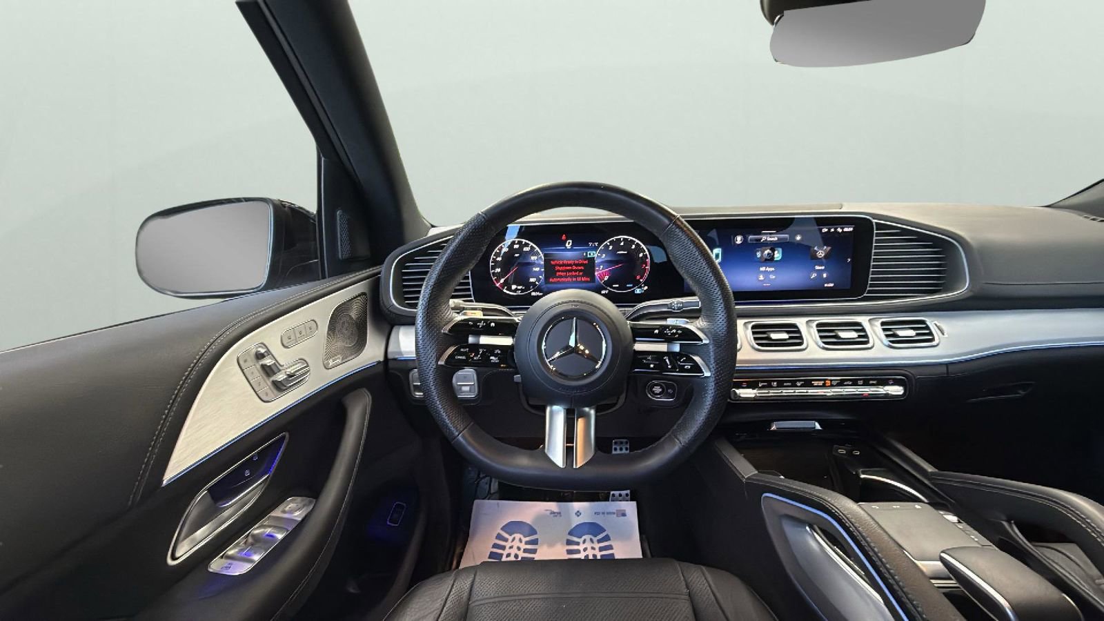 Used 2024 Mercedes-Benz GLS 450 4MATIC image 13