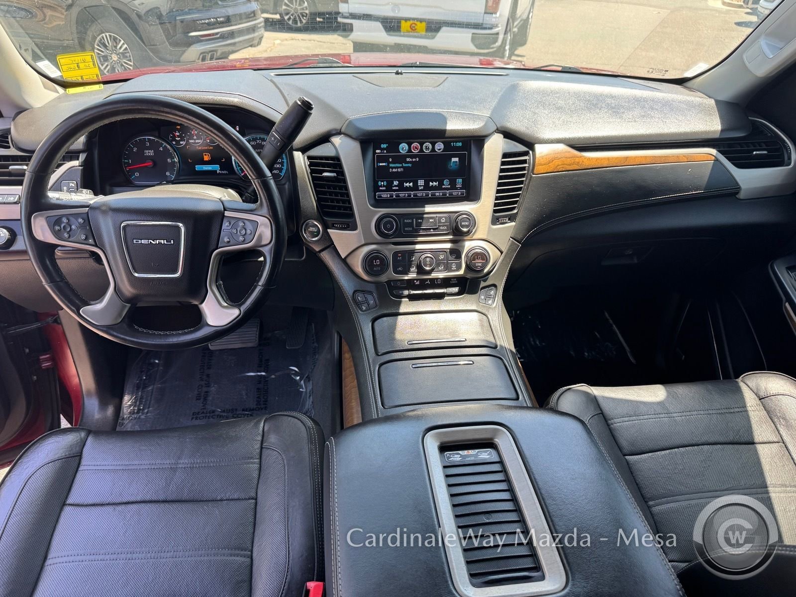 Used 2020 GMC Yukon XL Denali RWD image 16