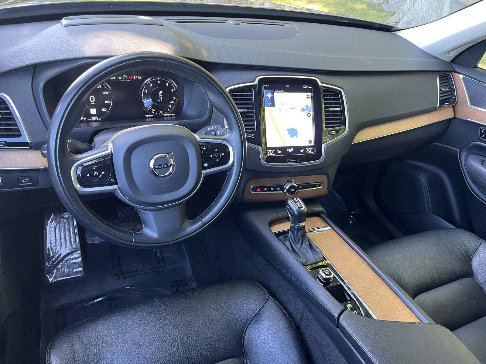 Used 2022 Volvo XC90 T6 Momentum w/ Advanced Package AWD/4WD image 18