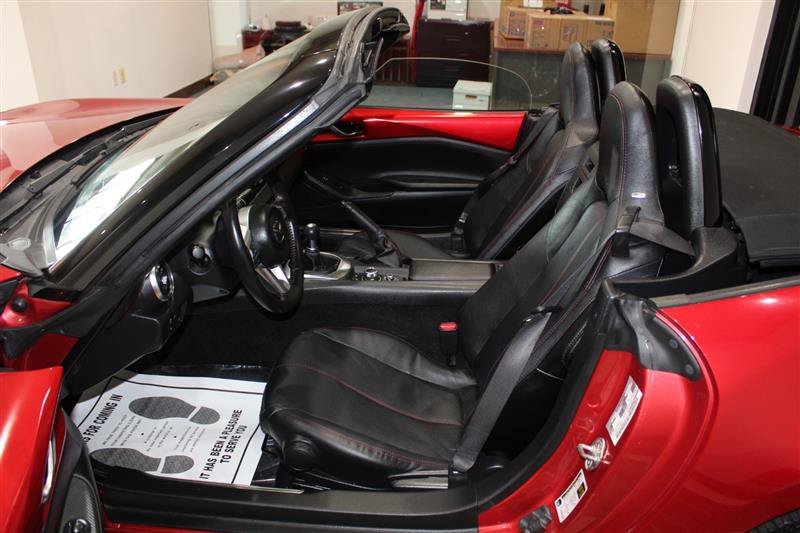 Used 2016 MAZDA MX-5 Miata Grand Touring RWD image 23