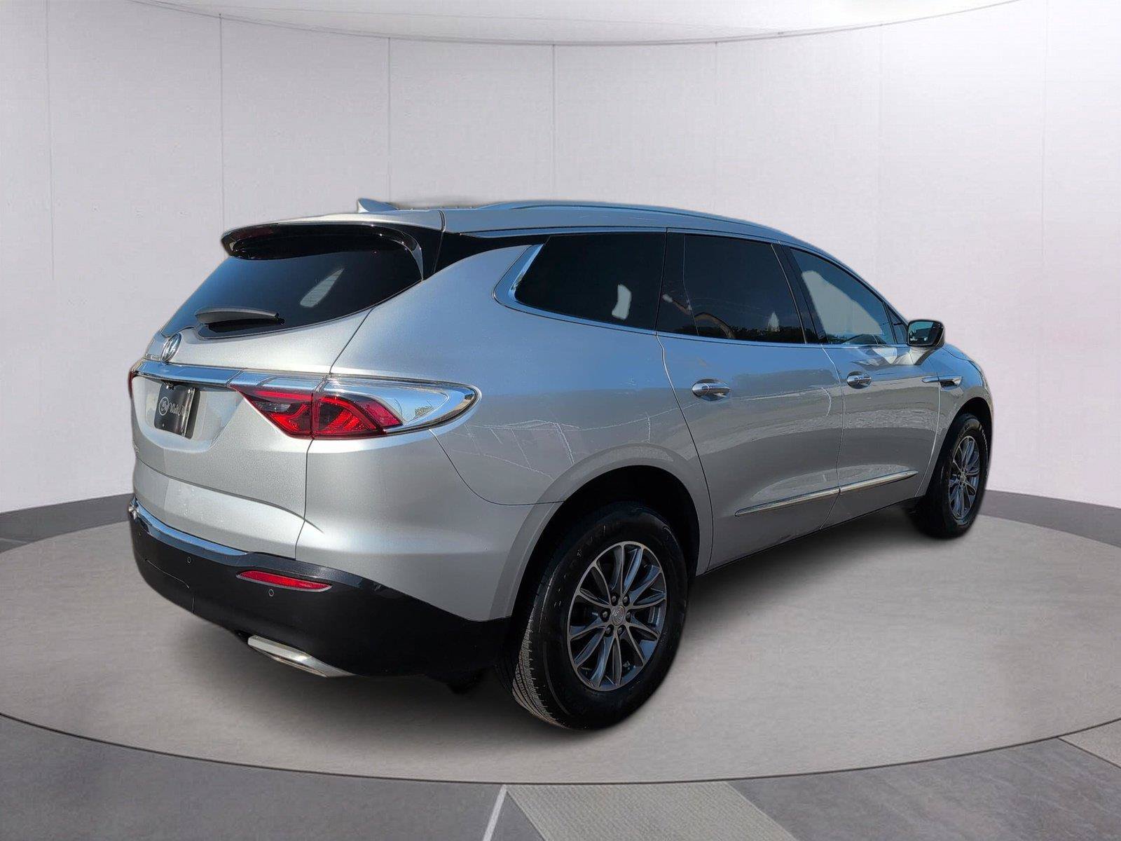 Used 2022 Buick Enclave Premium AWD/4WD image 6