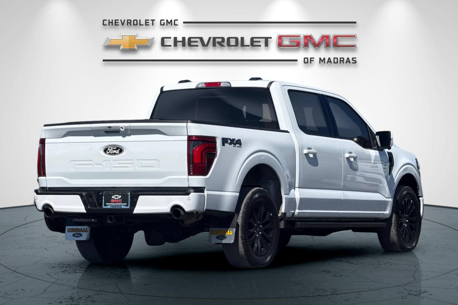 Used 2025 Ford F150 Lariat w/ Equipment Group 501A Mid AWD/4WD image 3