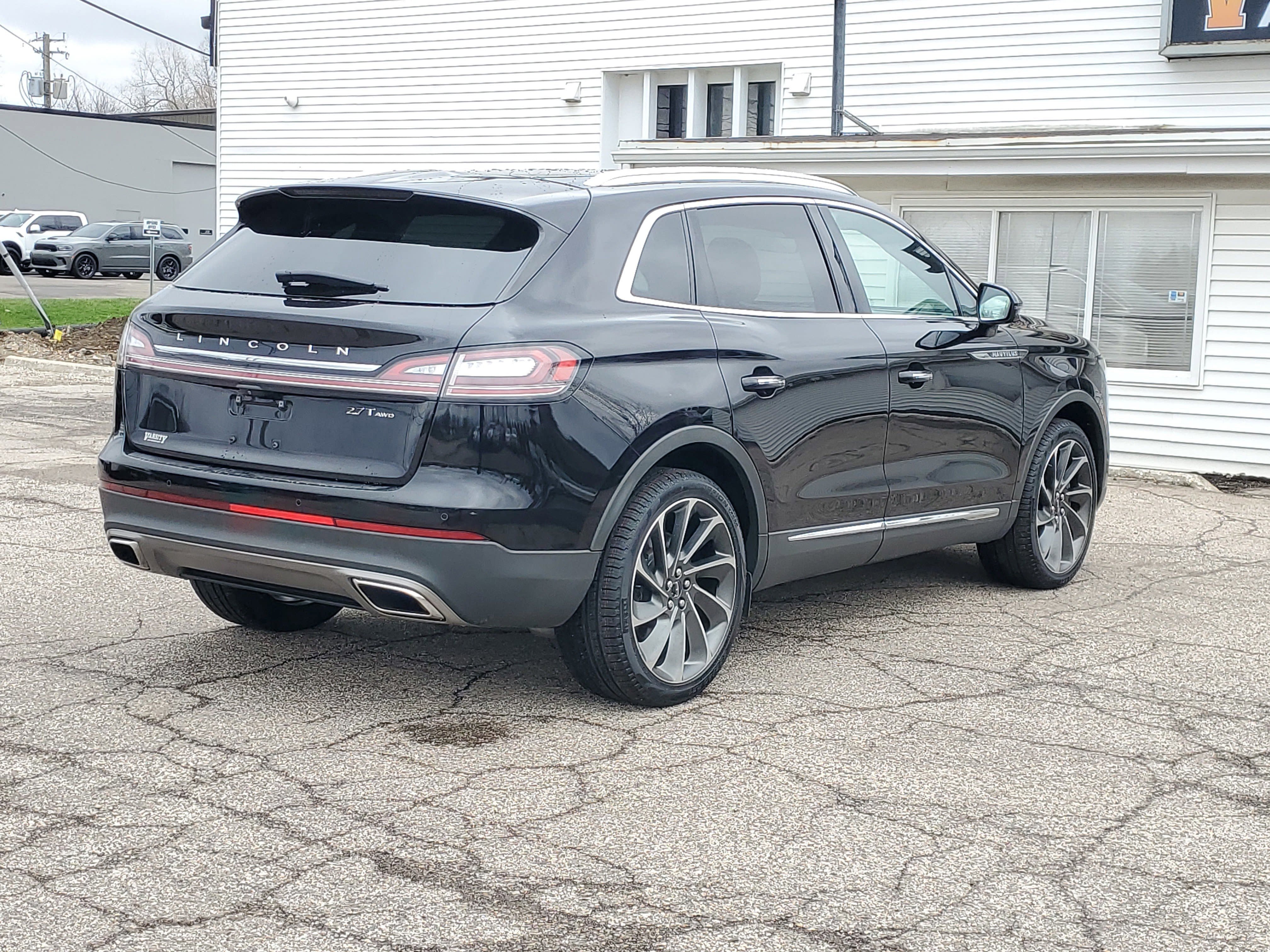 Certified 2019 Lincoln Nautilus Reserve AWD/4WD image 6