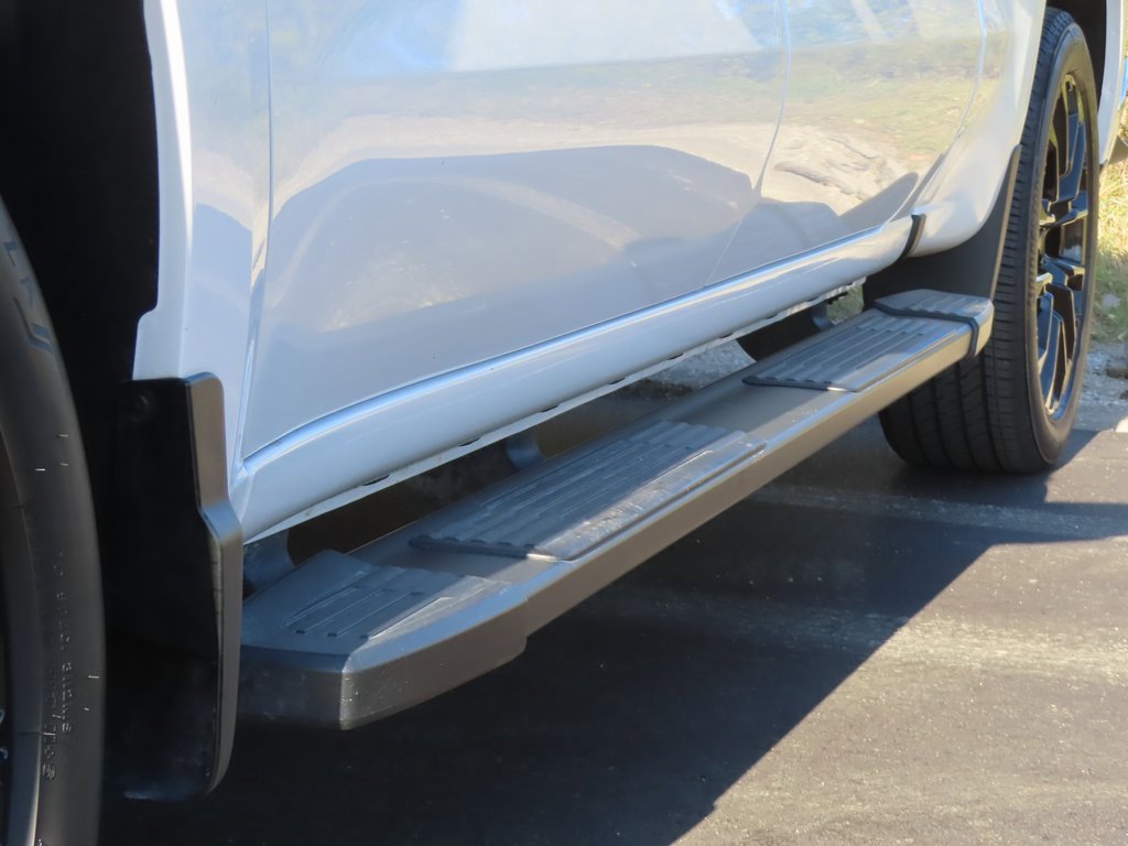 Used 2023 Chevrolet Silverado 1500 LTZ w/ LTZ Convenience Package II image 18