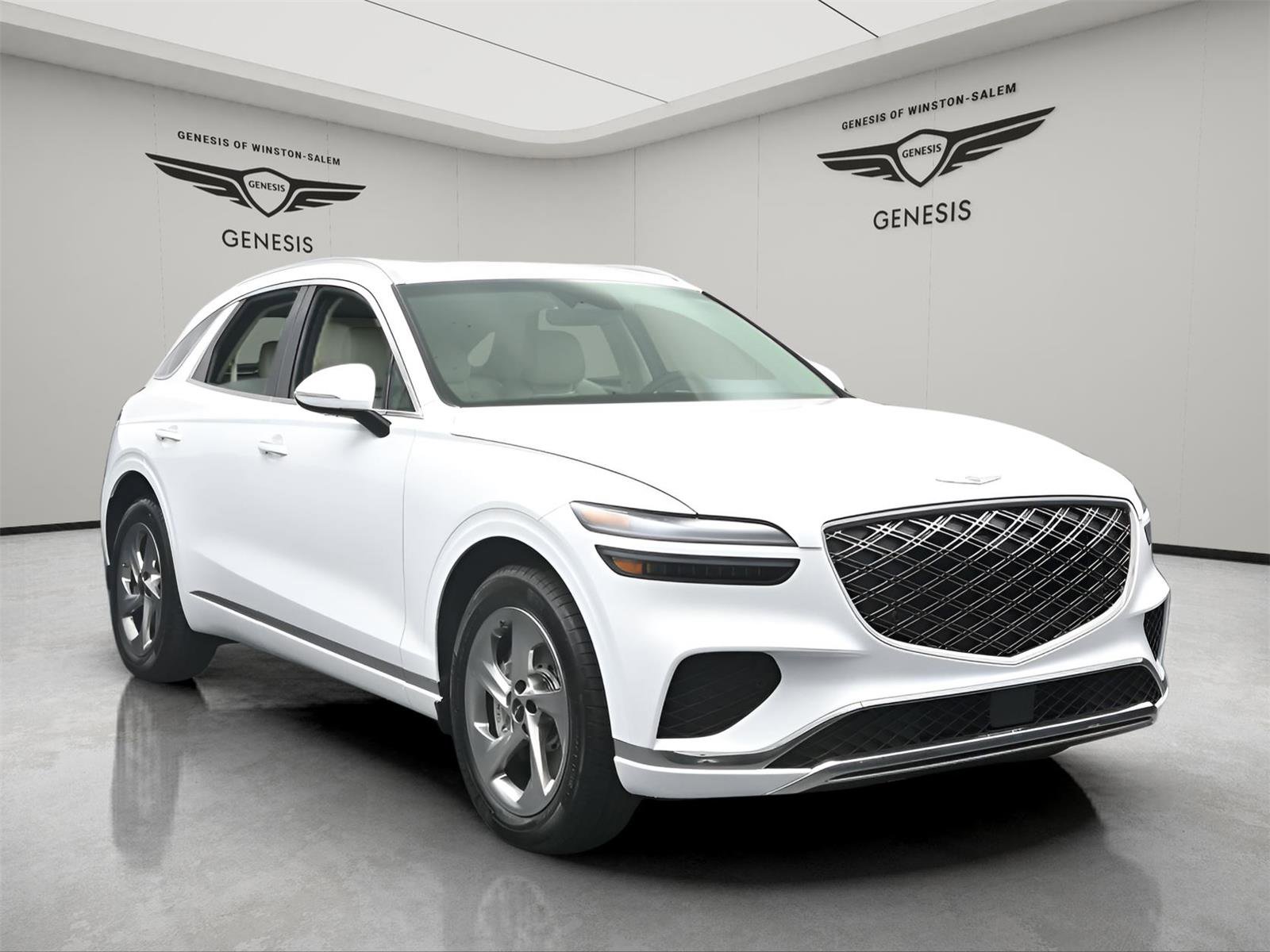 Used 2026 Genesis GV70 2.5T Select image 14