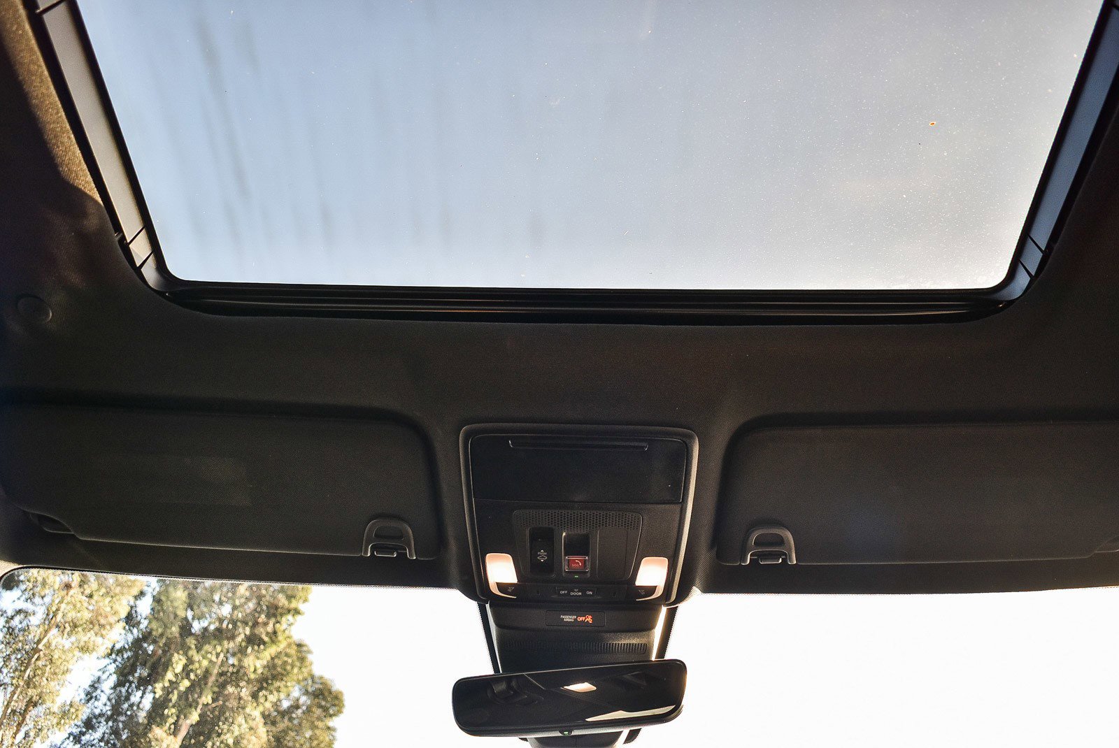 Used 2023 Honda Accord Touring image 14