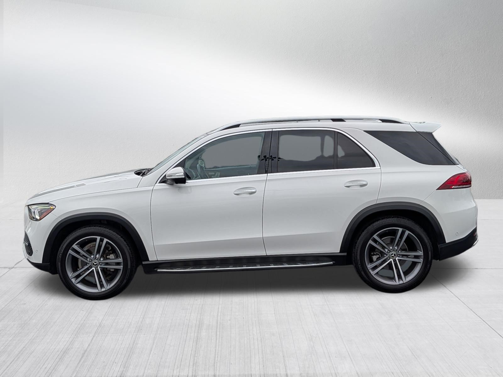 Used 2022 Mercedes-Benz GLE 350 4MATIC image 4