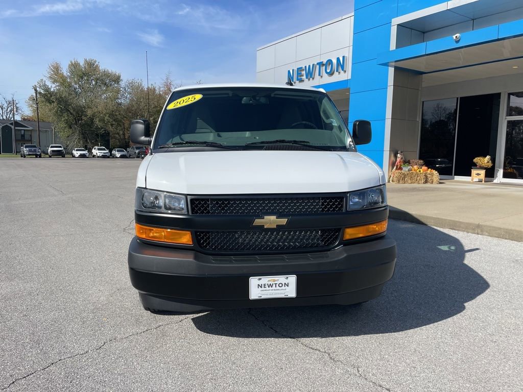 New 2025 Chevrolet Express 2500 Work Van image 2
