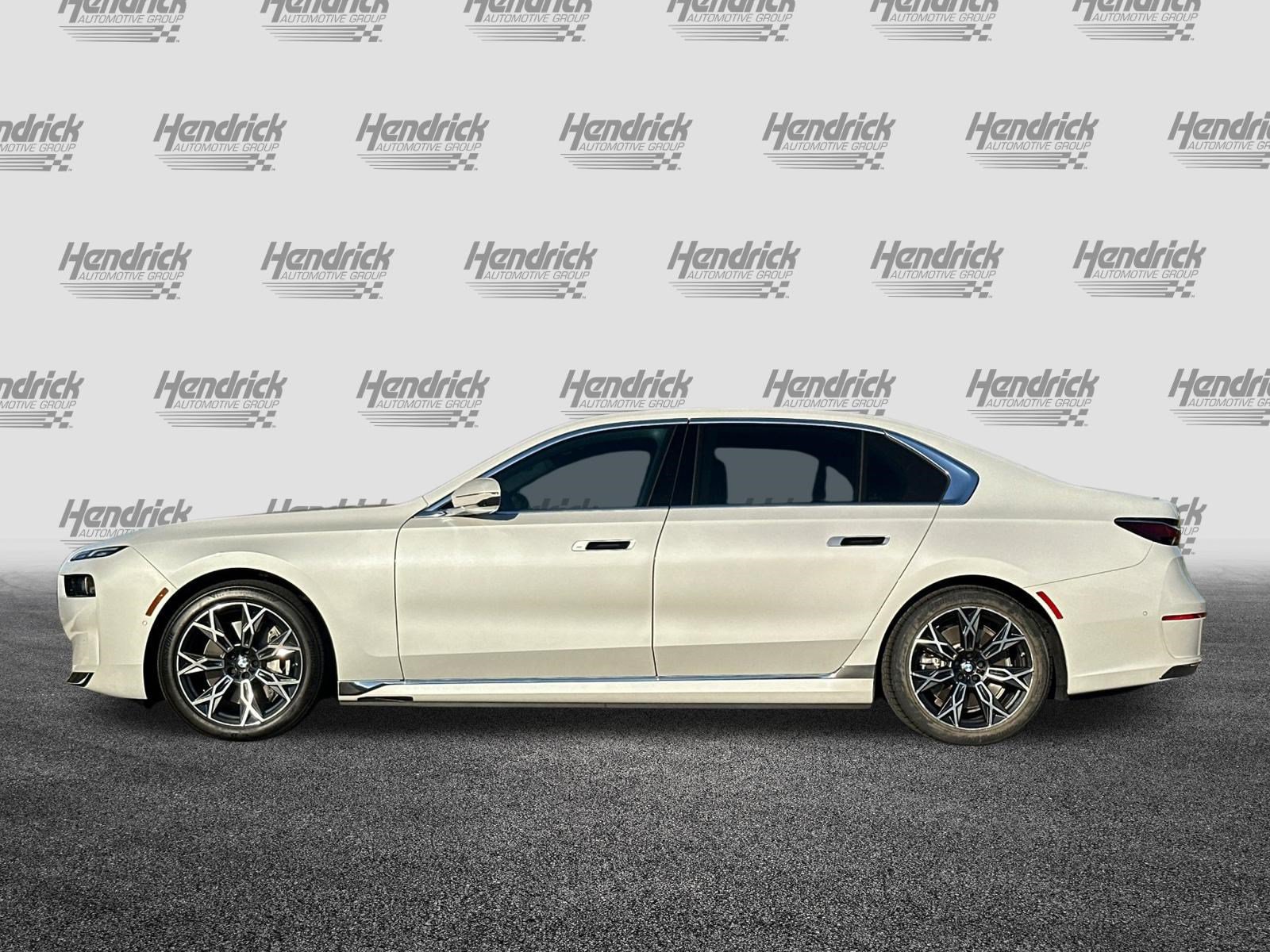 Used 2026 BMW i7 eDrive50 RWD image 8
