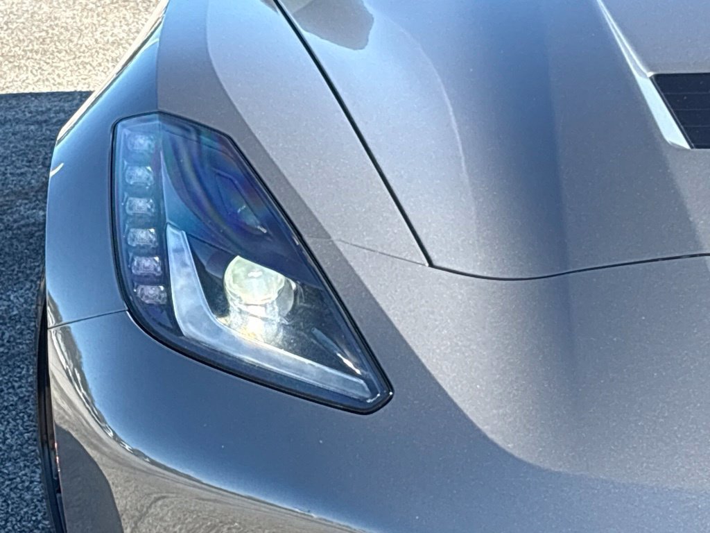Used 2015 Chevrolet Corvette Stingray Coupe RWD image 23