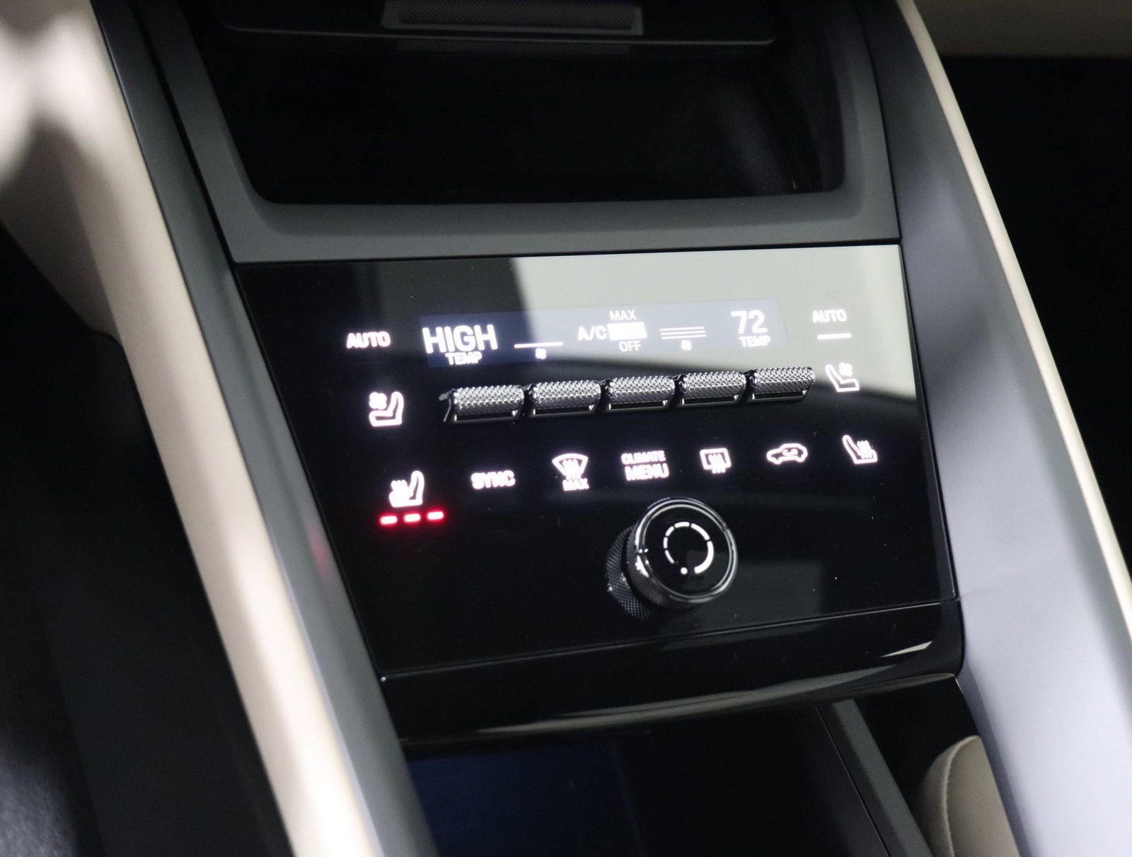 Certified 2025 Porsche Macan 4S Electric image 23