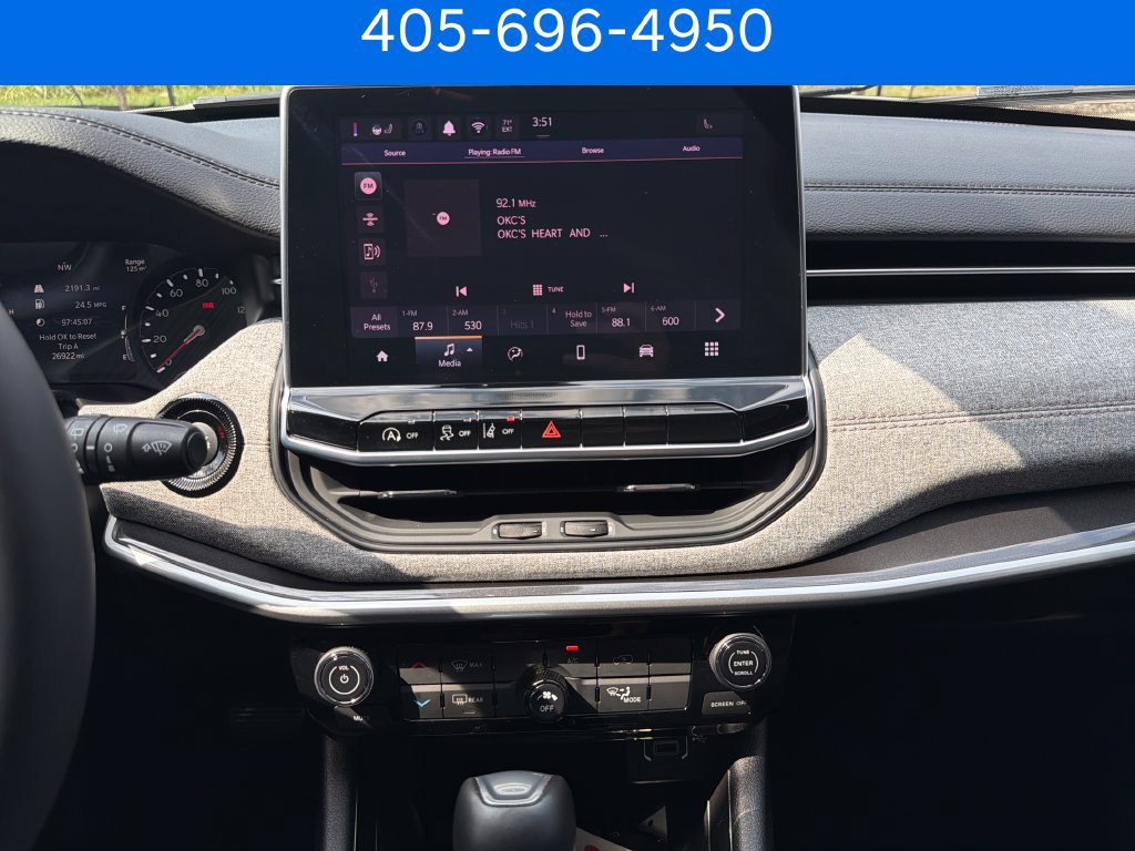 Used 2024 Jeep Compass Latitude AWD/4WD image 27