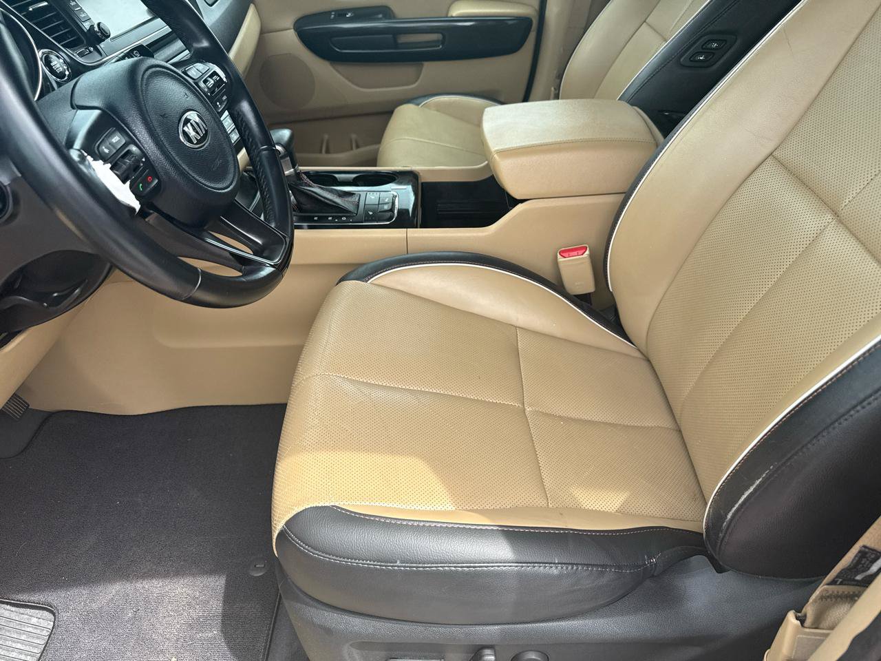Used 2017 Kia Sedona EX FWD image 13