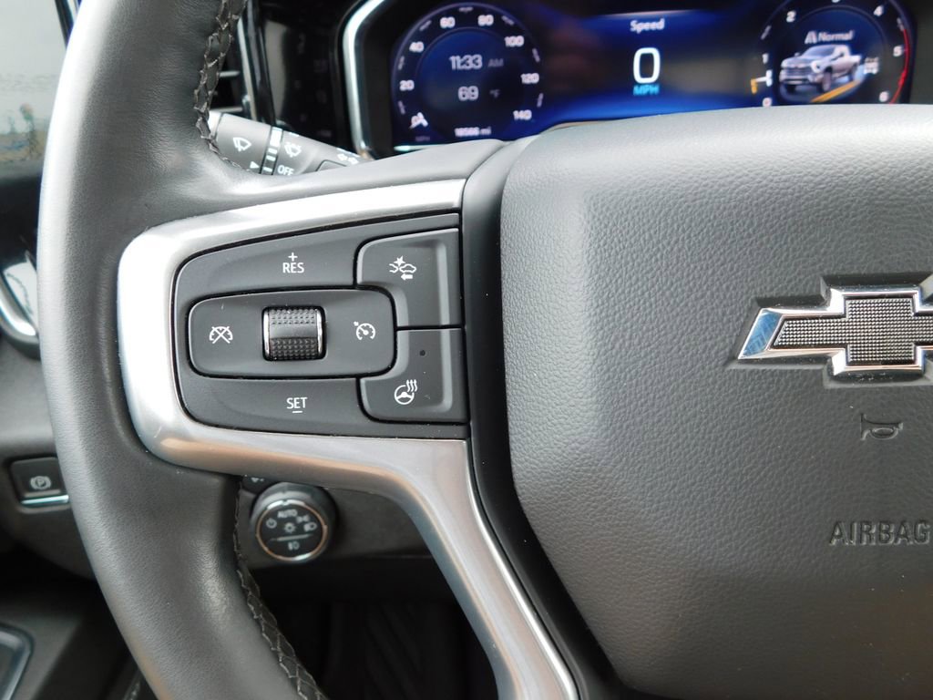 Used 2024 Chevrolet Silverado 2500 LTZ w/ LTZ Plus Package image 33