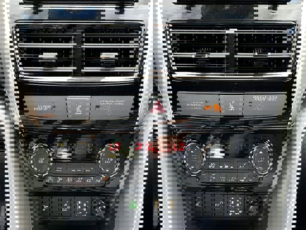 New 2026 Mitsubishi Eclipse Cross SEL image 17