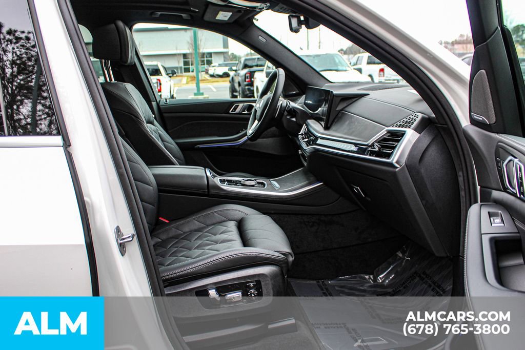 Used 2026 BMW X5 xDrive50e w/ Executive Package image 21