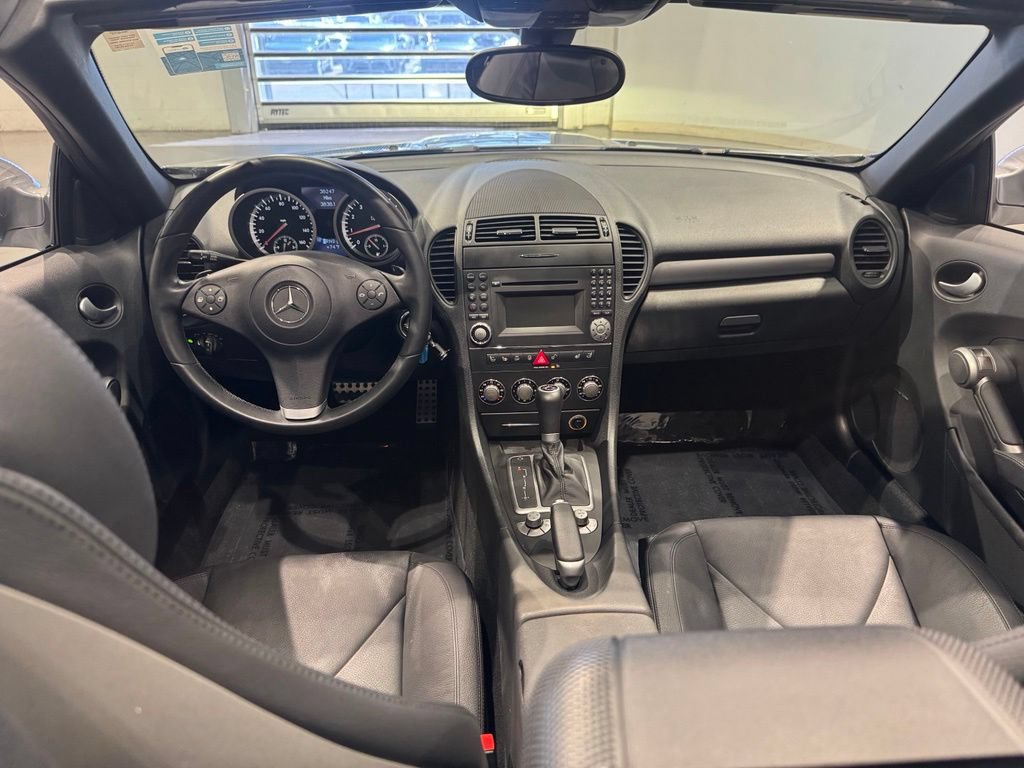 Used 2010 Mercedes-Benz SLK 300 image 27
