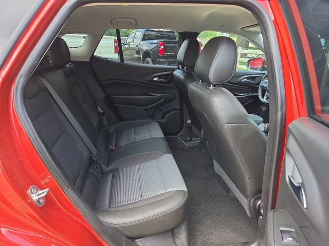 Certified 2024 Chevrolet Trax LT w/ Driver Confidence Package FWD image 26