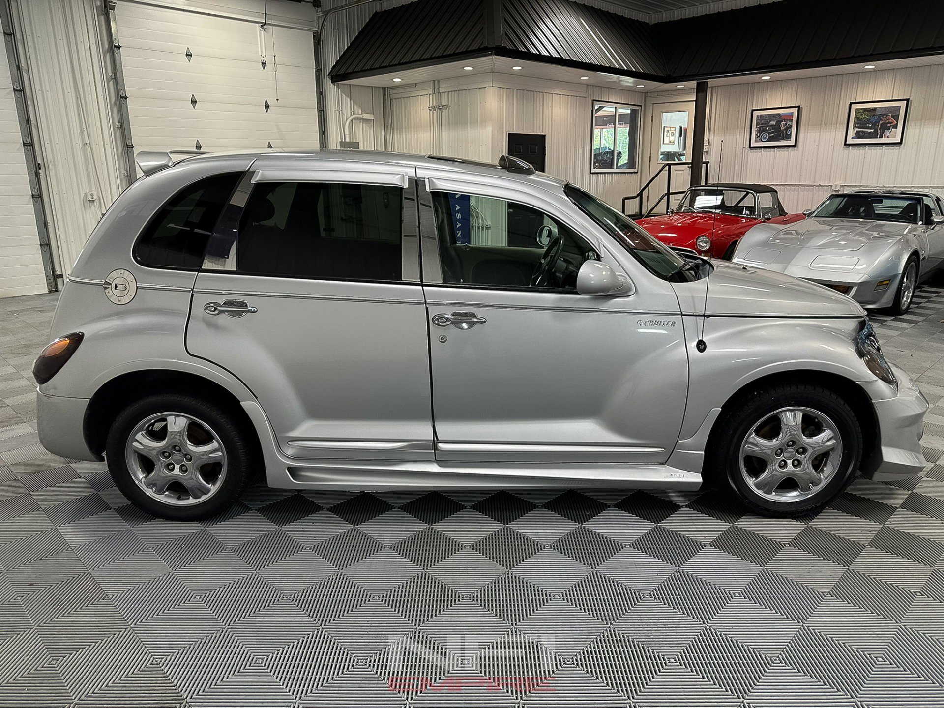 Used 2001 Chrysler PT Cruiser Limited image 7