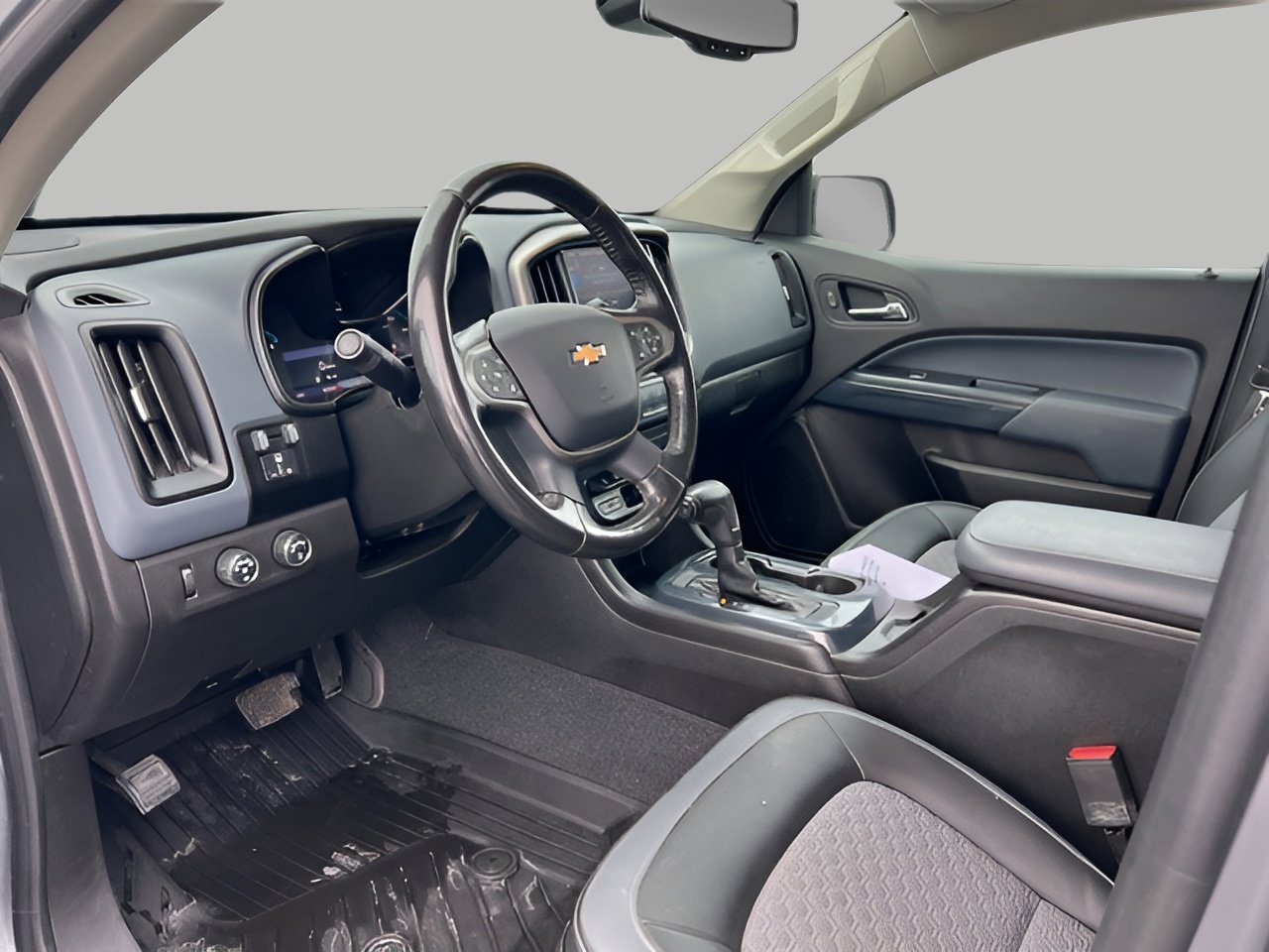 Used 2021 Chevrolet Colorado Z71 w/ Safety Package image 26