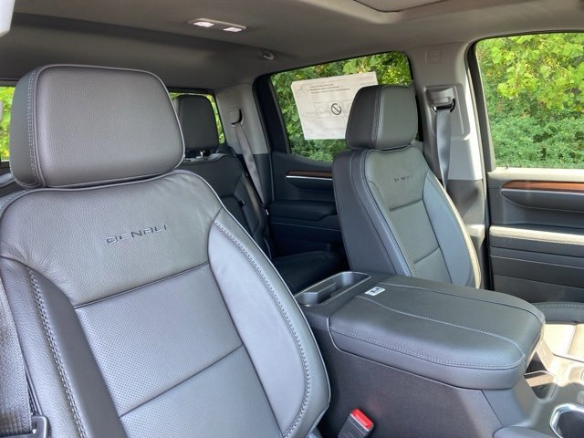 New 2026 GMC Sierra 1500 Denali w/ Denali Reserve Package image 31