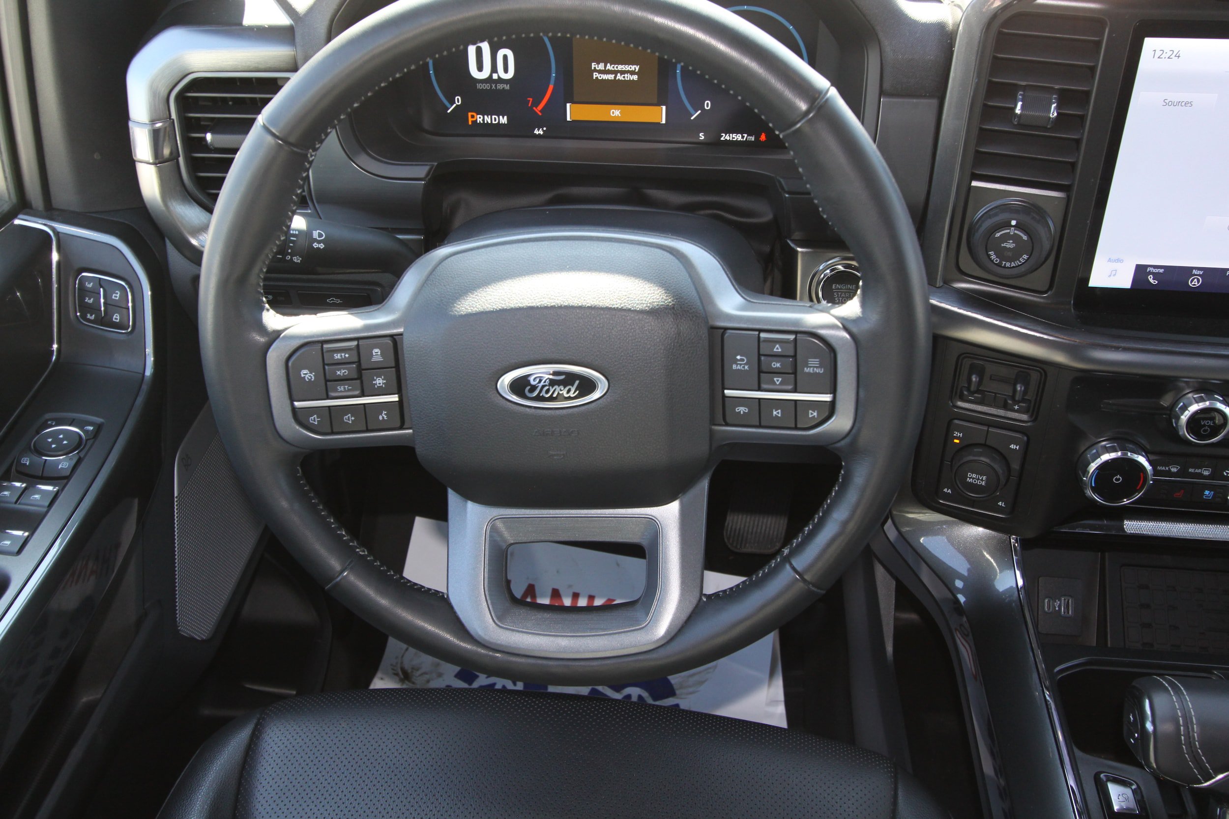 Used 2023 Ford F150 Lariat w/ Equipment Group 502A High AWD/4WD image 14
