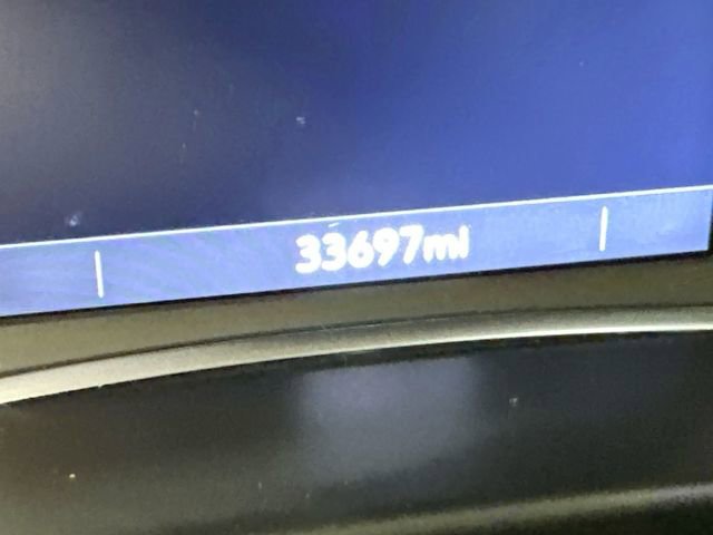 Certified 2023 GMC Acadia SLT w/ Elevation Edition image 13