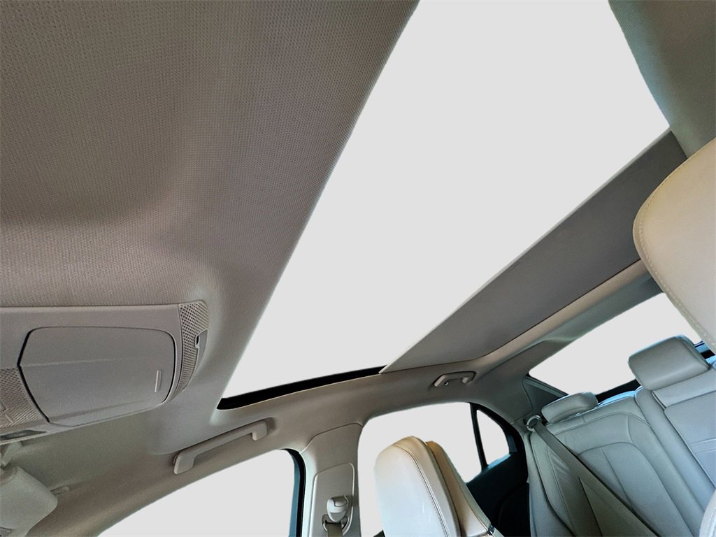 Used 2020 Lincoln Continental Reserve image 23