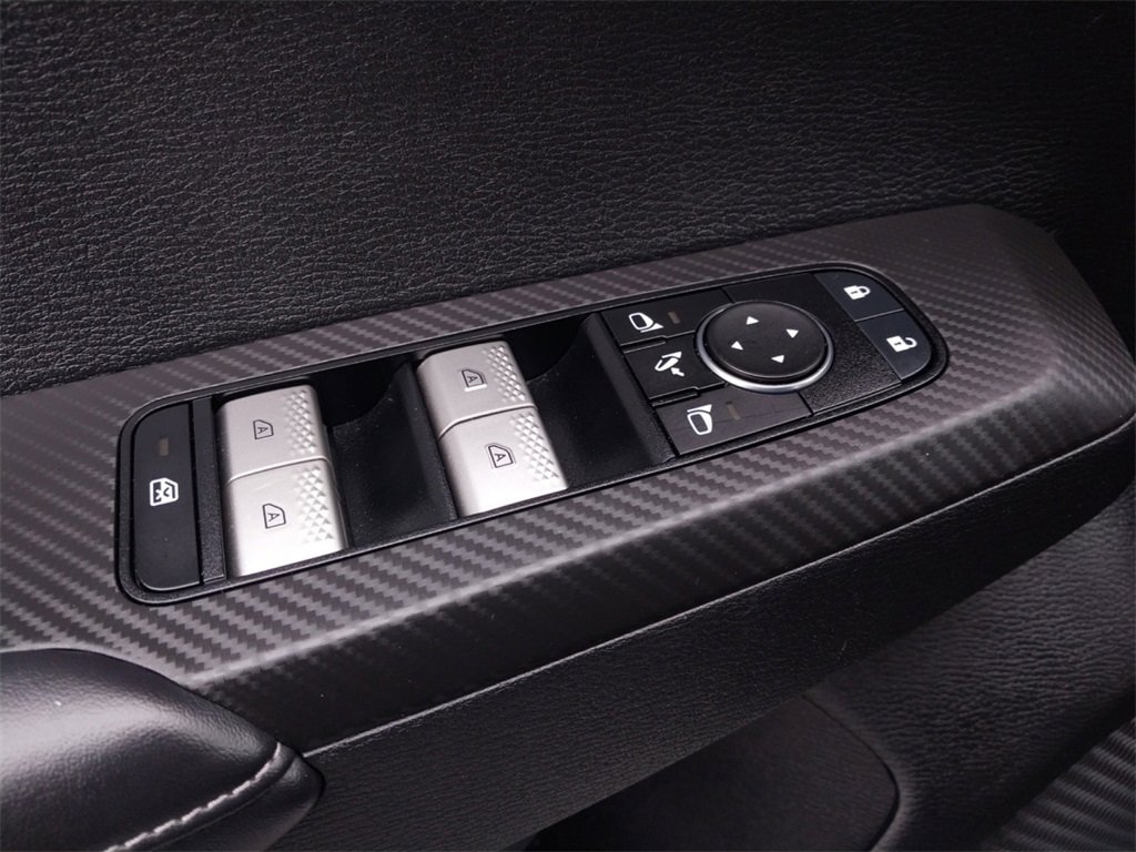 Used 2024 Mitsubishi Outlander SE image 20