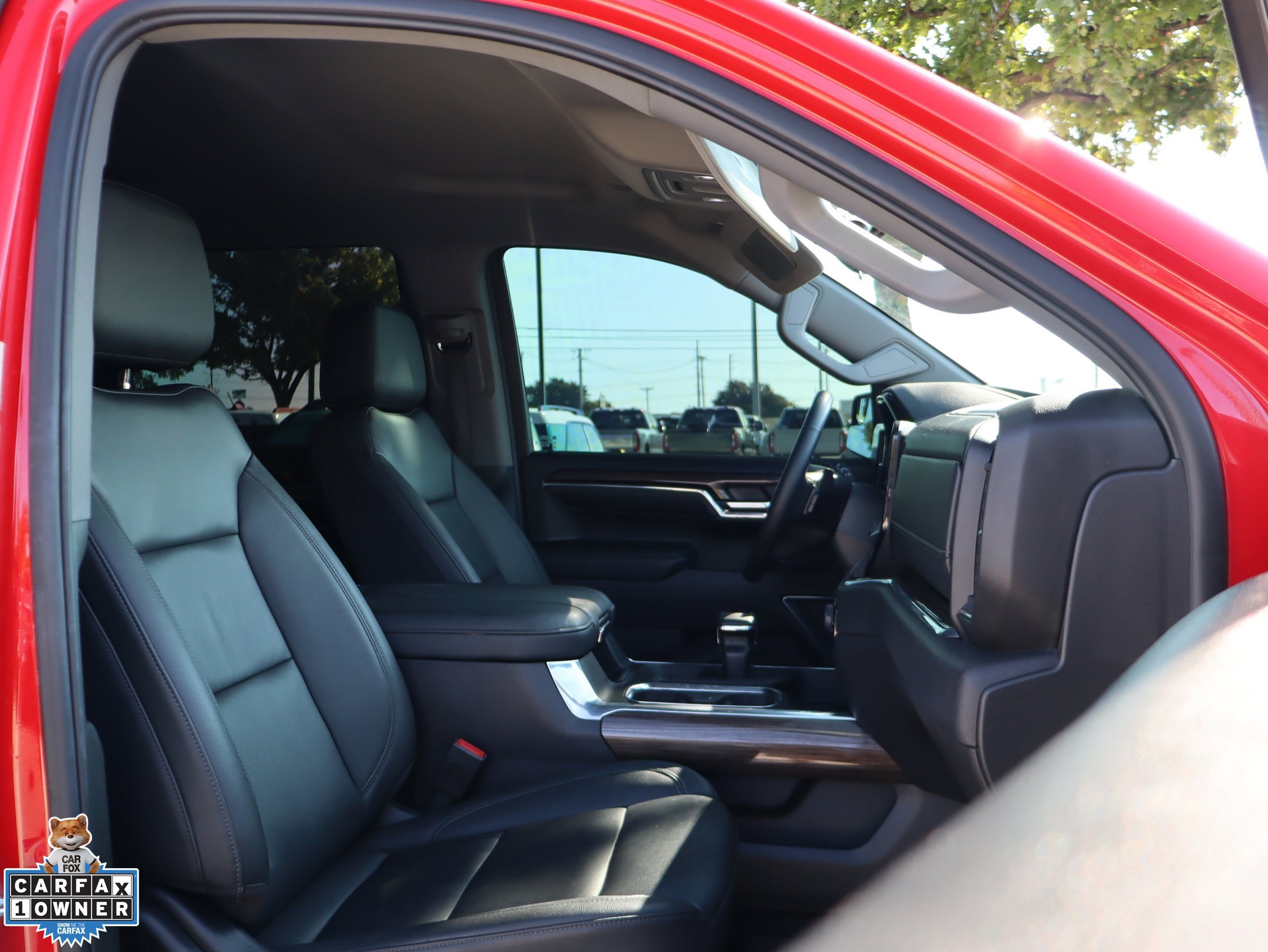 Used 2024 Chevrolet Silverado 1500 LT Trail Boss w/ Convenience Package II AWD/4WD image 31