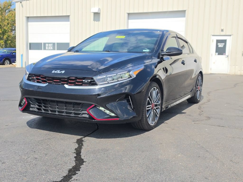 Used 2024 Kia Forte GT FWD image 3