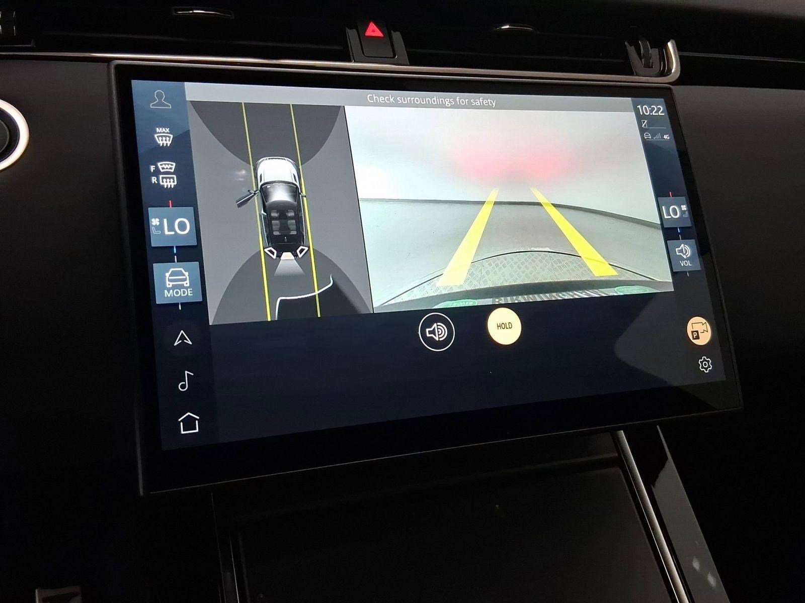 Used 2025 Land Rover Range Rover Evoque Dynamic SE image 27