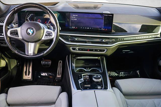 Used 2024 BMW X7 xDrive40i w/ Executive Package AWD/4WD image 23