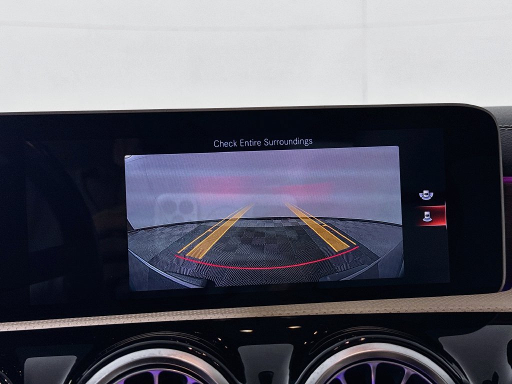 Used 2020 Mercedes-Benz CLA 250 image 13