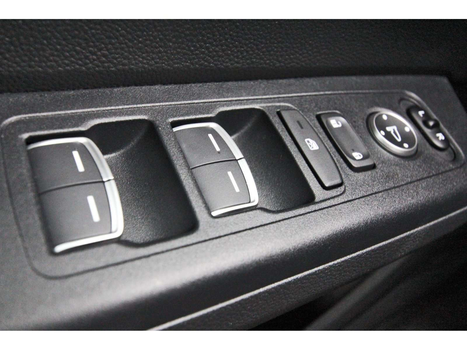 Used 2025 Honda CR-V Sport Touring image 22