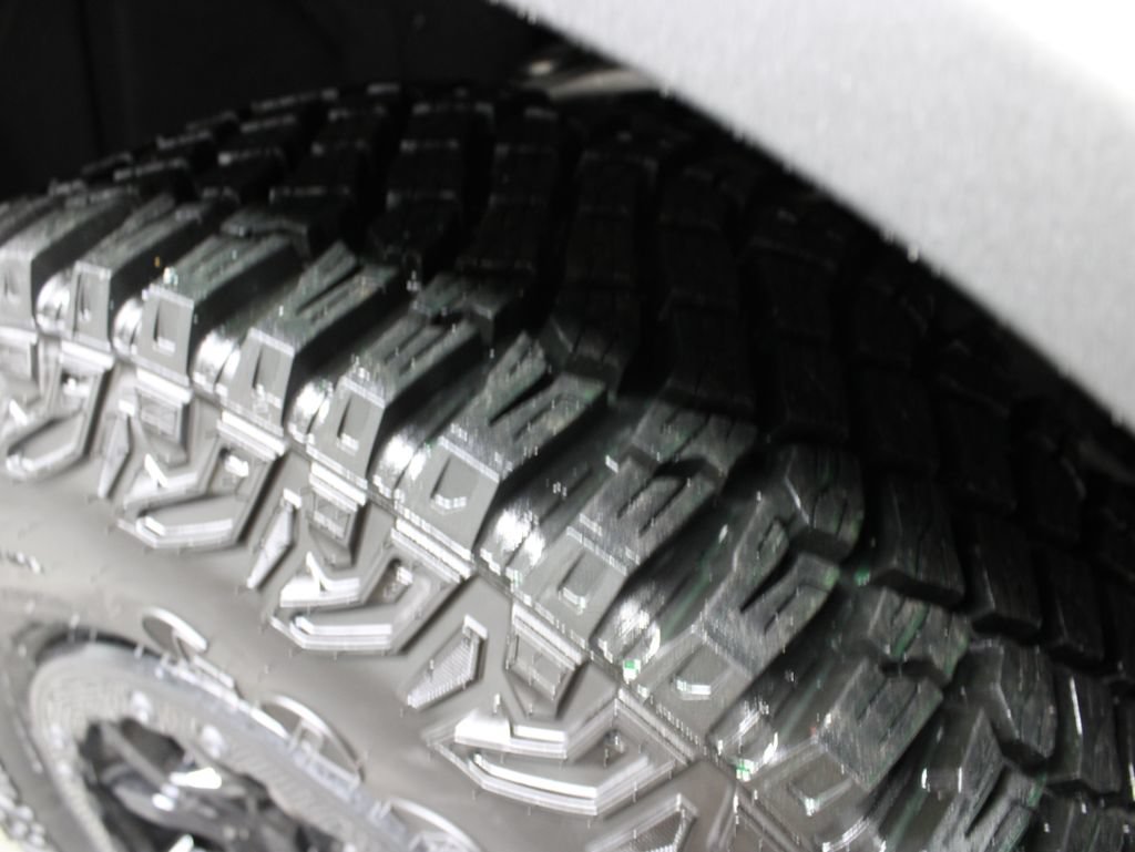 Used 2023 Ford Bronco Wildtrak AWD/4WD image 11