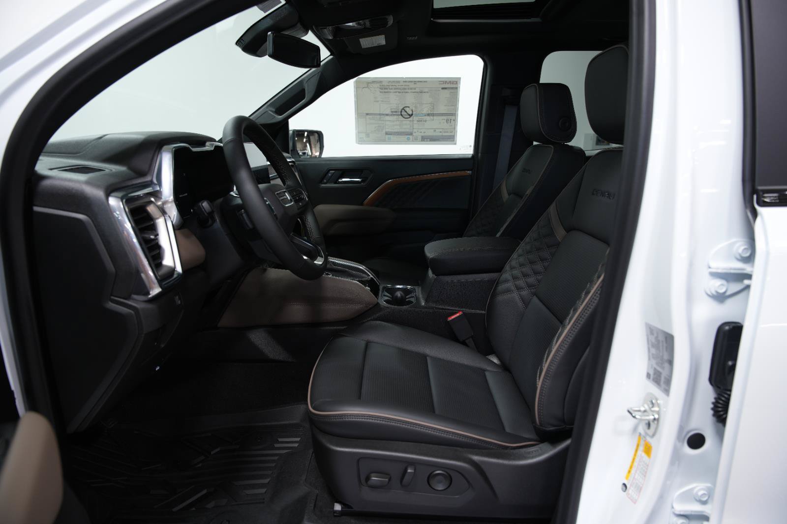 New 2026 GMC Canyon Denali AWD/4WD image 27