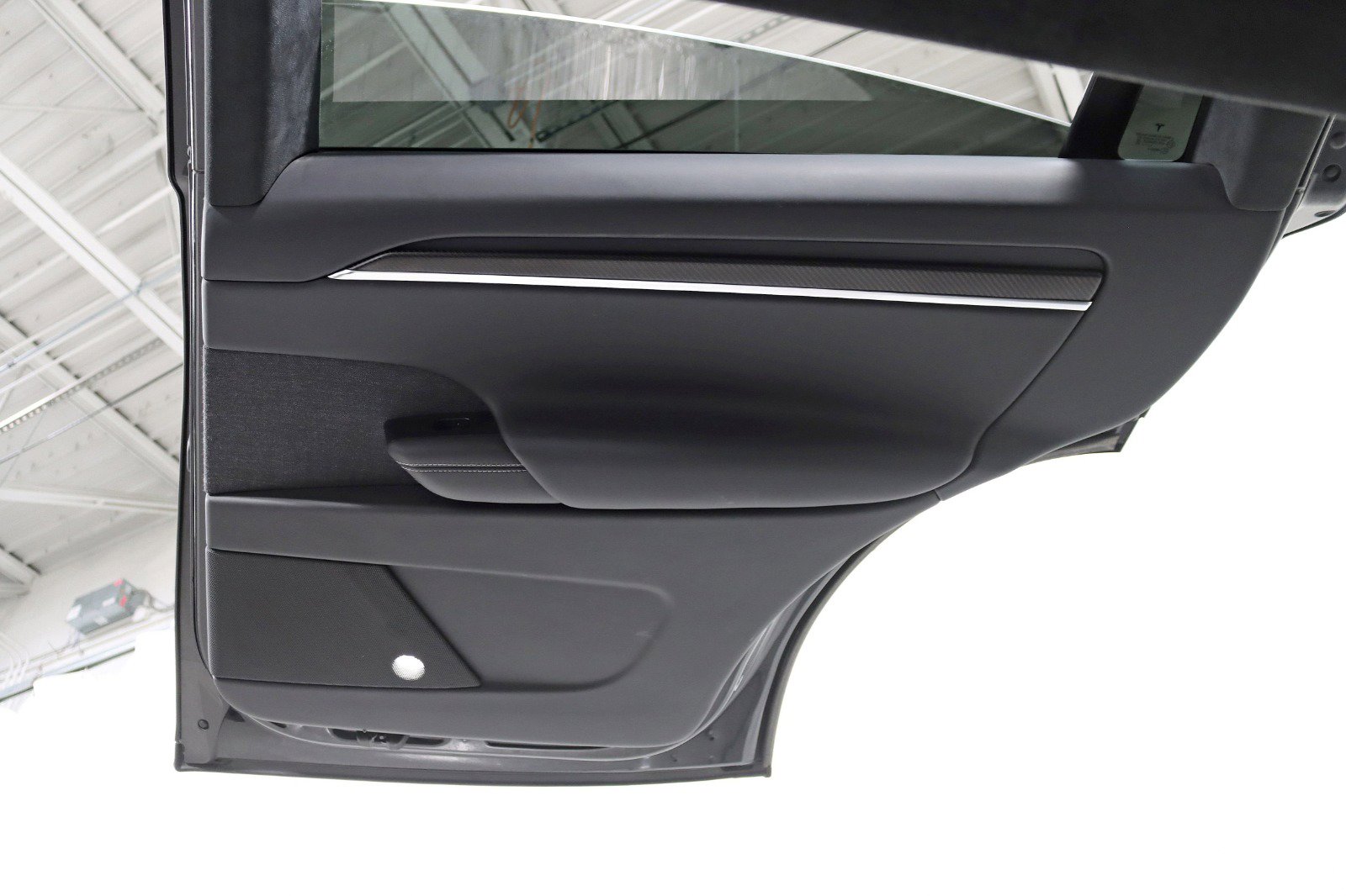 Used 2022 Tesla Model X Plaid image 39